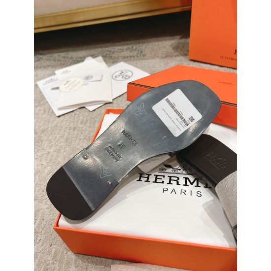 Hermes Shoes Top Quality
35-42 Hermes Shoes Top Quality
35-42