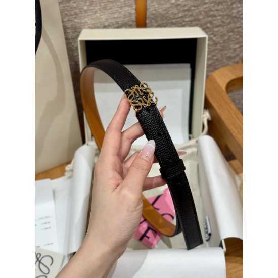 Loewe Belts
Top Quality Loewe Belts
Top Quality
