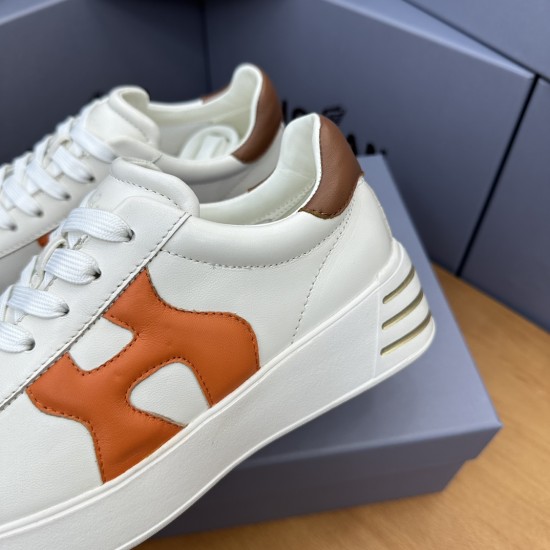 Hogan Shoes Top Quality
35-45 men and women same Hogan Shoes Top Quality
35-45 men and women same