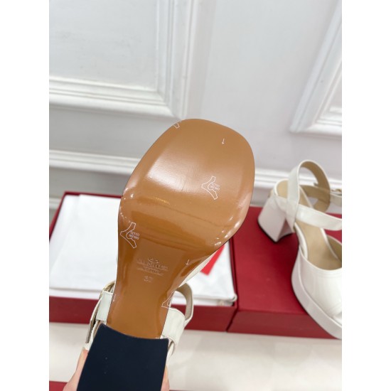 Valentino Shoes Top Quality Valentino Shoes Top Quality