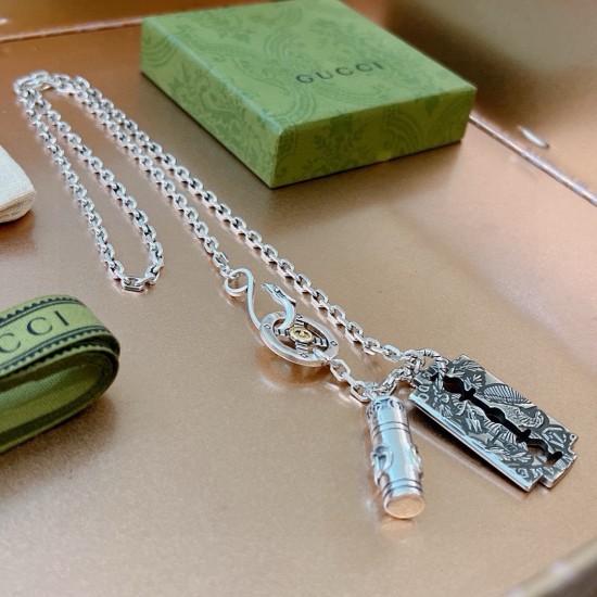 Gucci Jewelry Necklace