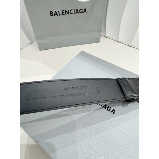 Balenciaga Belts
Top Quality Balenciaga Belts
Top Quality