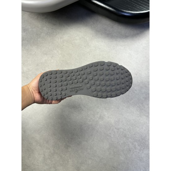 Hogan Shoes Top Quality
35-45 men and women same Hogan Shoes Top Quality
35-45 men and women same