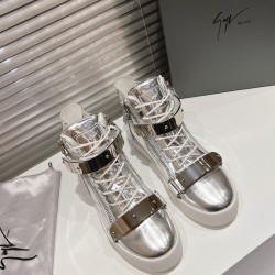 CL Shoes Casual shoes

 Top Quality