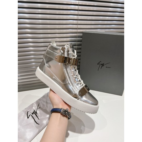 CL Shoes Casual shoes
Top Quality CL Shoes Casual shoes
Top Quality