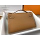Hermes Bags Top Quality Minikelly 二代
19cm $220 Hermes Bags Top Quality Minikelly 二代
19cm $220