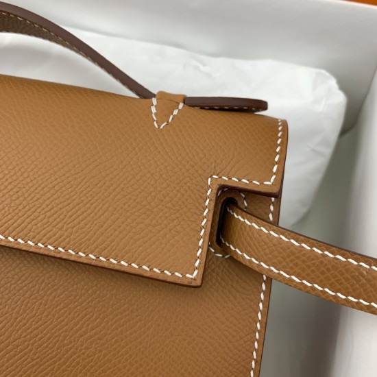 Hermes Bags Top Quality Minikelly 二代
19cm $220 Hermes Bags Top Quality Minikelly 二代
19cm $220