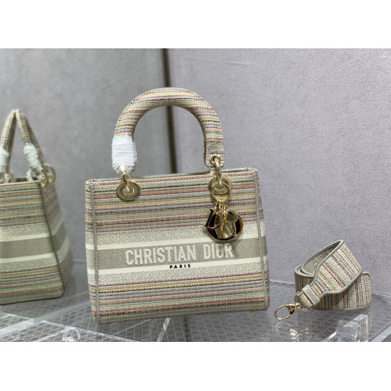 Dior Bags Top Quality
Five Grid Dior Bags Top Quality
Five Grid