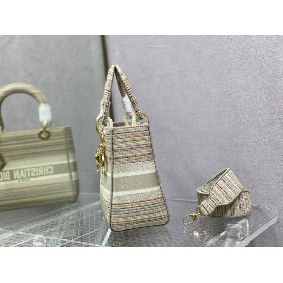 Dior Bags Top Quality
Five Grid Dior Bags Top Quality
Five Grid