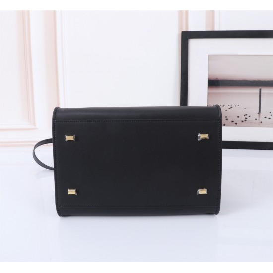 The Row Bags Top Quality
Small:26.20.18
Big:38.26.23 The Row Bags Top Quality
Small:26.20.18
Big:38.26.23