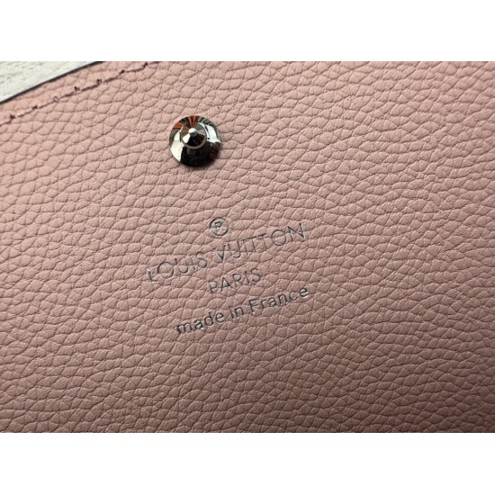 LV Bags High Quality Flip Wallet
LV Bags High Quality Flip Wallet
