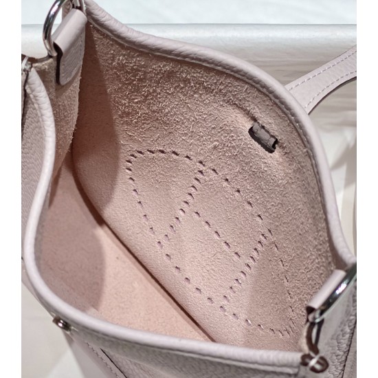 Hermes Bags Top Quality Evelyne 17cm
Hermes Bags Top Quality Evelyne 17cm