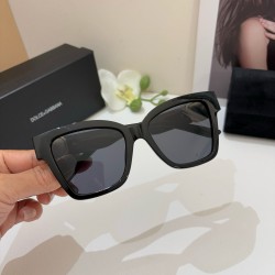 DG Glasses