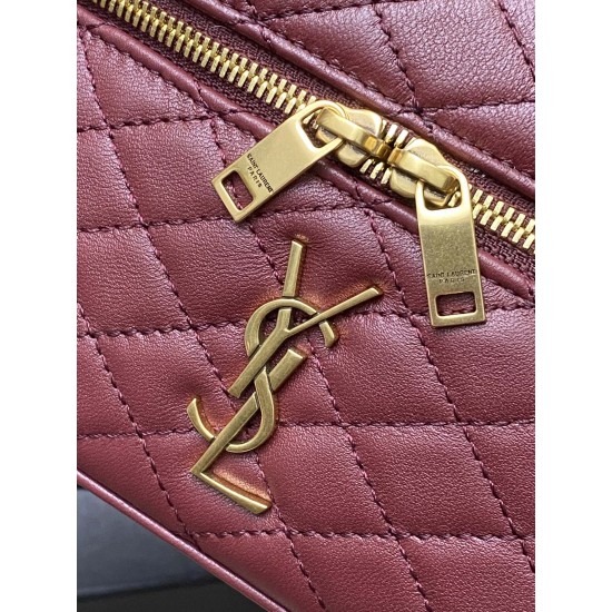 YSL Bags Top Quality
18×11×6.5 cm YSL Bags Top Quality
18×11×6.5 cm
