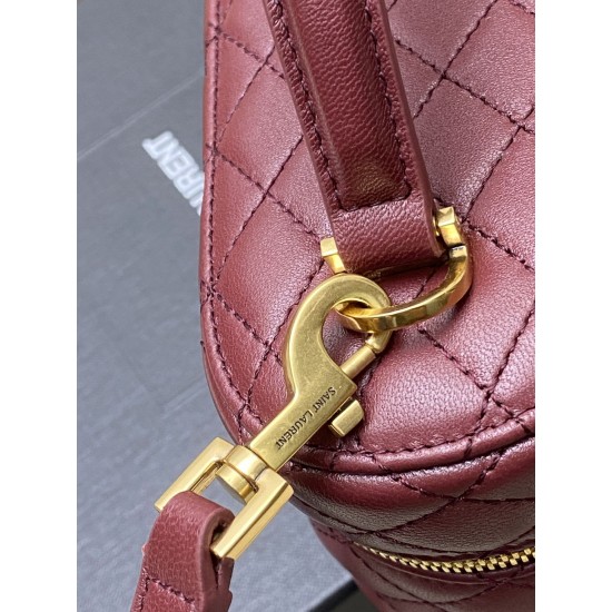 YSL Bags Top Quality
18×11×6.5 cm YSL Bags Top Quality
18×11×6.5 cm