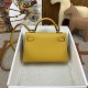 Hermes Bags Top Quality Minikelly 二代
19cm $220 Hermes Bags Top Quality Minikelly 二代
19cm $220