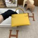 Hermes Bags Top Quality Minikelly 二代
19cm $220 Hermes Bags Top Quality Minikelly 二代
19cm $220