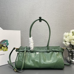 Prada Bags Top Quality
32x15.5x12cm