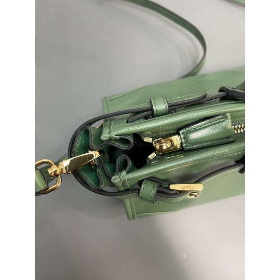 Prada Bags Top Quality
32x15.5x12cm Prada Bags Top Quality
32x15.5x12cm