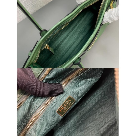 Prada Bags Top Quality
32x15.5x12cm Prada Bags Top Quality
32x15.5x12cm