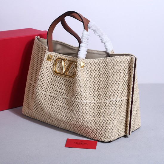 Valentino Bags Top Quality
35/25/17cm Valentino Bags Top Quality
35/25/17cm