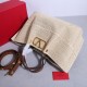 Valentino Bags Top Quality
35/25/17cm Valentino Bags Top Quality
35/25/17cm