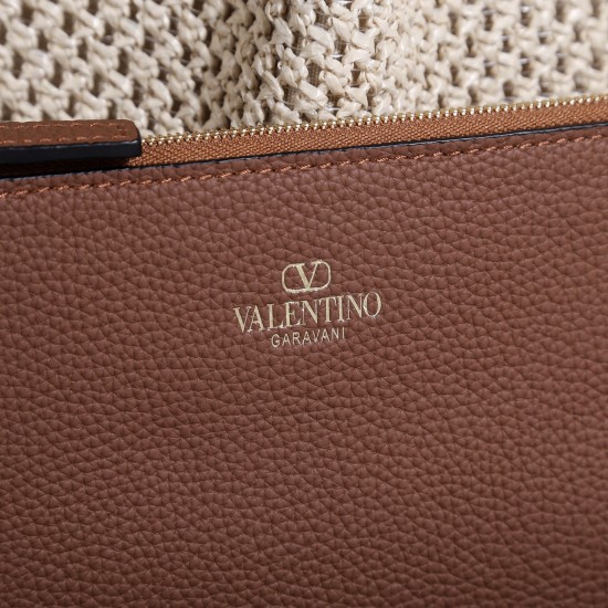 Valentino Bags Top Quality
35/25/17cm Valentino Bags Top Quality
35/25/17cm