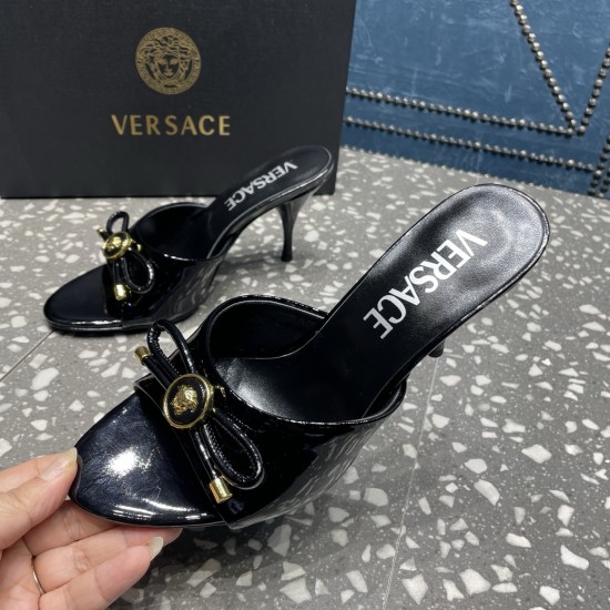 Versace Shoes Fashion shoes
Top Quality Versace Shoes Fashion shoes
Top Quality