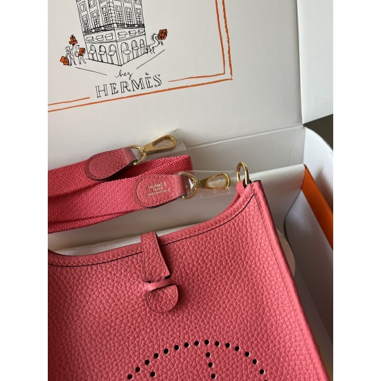 Hermes Bags Top Quality Evelyne 17cm
Hermes Bags Top Quality Evelyne 17cm