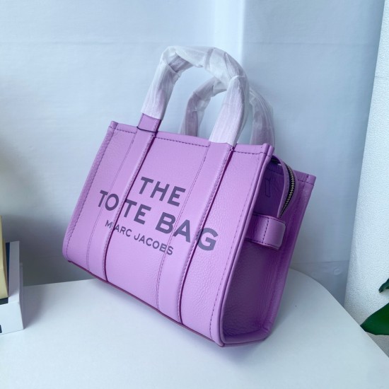 MJ Tote Full leather size: 41 * 34 * 15cm $140 Full leather medium size: 33 * 28 * 13cm $120 Full leather small size: 26 × 20 × 13cm $100 Fabric Large Size: 41 * 34 * 15cm $100 Medium size of fabric: 33 * 28 * 13cm $90 Fabric small size: 26 × 20 × 13cm $8 MJ Tote Full leather size: 41 * 34 * 15cm $140 Full leather medium size: 33 * 28 * 13cm $120 Full leather small size: 26 × 20 × 13cm $100 Fabric Large Size: 41 * 34 * 15cm $100 Medium size of fabric: 33 * 28 * 13cm $90 Fabric small size: 26 × 20 × 13cm $8