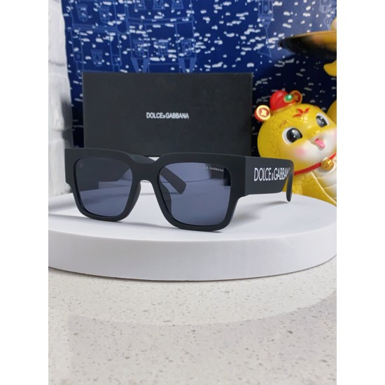 DG Glasses