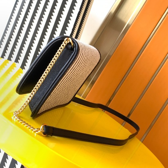 YSL Bags Top Quality
18x11x2cm YSL Bags Top Quality
18x11x2cm