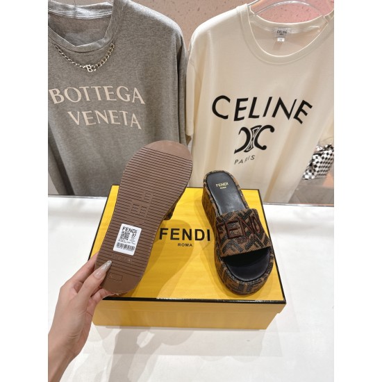 Fendi Shoes Top Quality