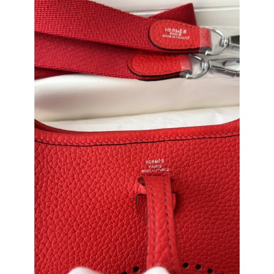 Hermes Bags Top Quality Evelyne 17cm
Hermes Bags Top Quality Evelyne 17cm