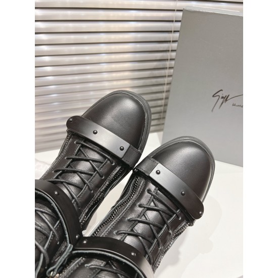 CL Shoes Casual shoes
Top Quality CL Shoes Casual shoes
Top Quality
