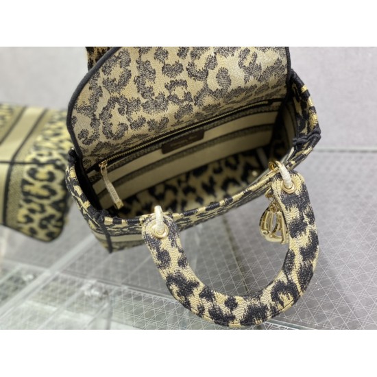 Dior Bags Top Quality
Five Grid Dior Bags Top Quality
Five Grid