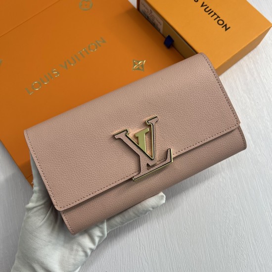 LV Bags High Quality Flip Wallet
LV Bags High Quality Flip Wallet