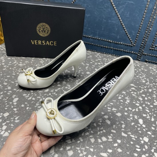 Versace Shoes Fashion shoes
Top Quality Versace Shoes Fashion shoes
Top Quality