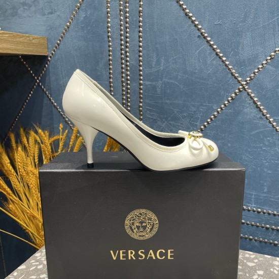 Versace Shoes Fashion shoes
Top Quality Versace Shoes Fashion shoes
Top Quality