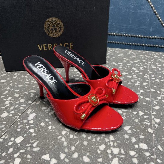 Versace Shoes Fashion shoes
Top Quality Versace Shoes Fashion shoes
Top Quality