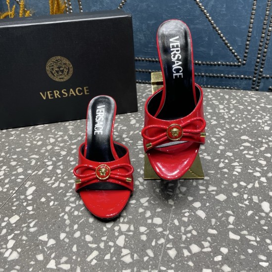 Versace Shoes Fashion shoes
Top Quality Versace Shoes Fashion shoes
Top Quality