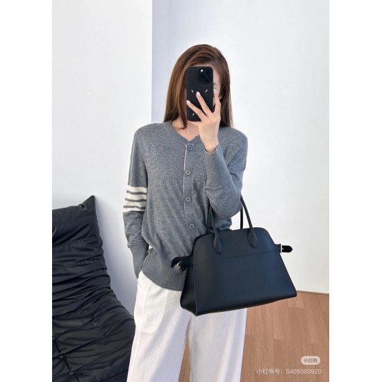 The Row Bags Top Quality
Small:26.20.18
Big:38.26.23 The Row Bags Top Quality
Small:26.20.18
Big:38.26.23