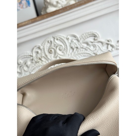 LP Bags Top Quality Size: 23 × 8 × 22cm LP Bags Top Quality Size: 23 × 8 × 22cm
