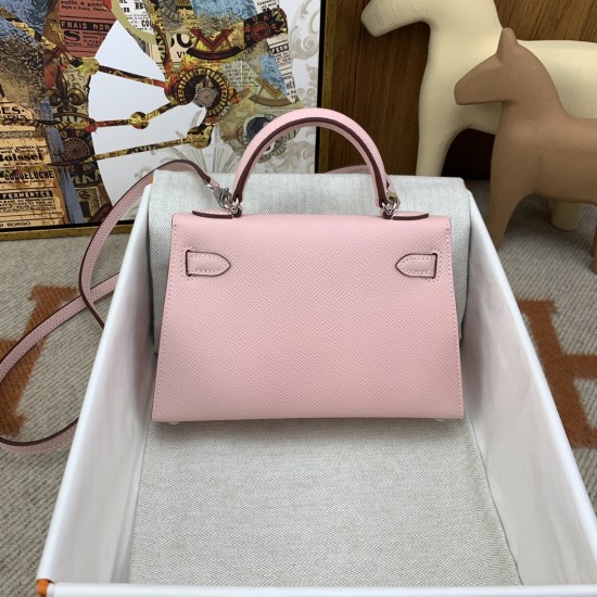 Hermes Bags Top Quality Minikelly 二代
19cm $220 Hermes Bags Top Quality Minikelly 二代
19cm $220