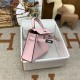 Hermes Bags Top Quality Minikelly 二代
19cm $220 Hermes Bags Top Quality Minikelly 二代
19cm $220