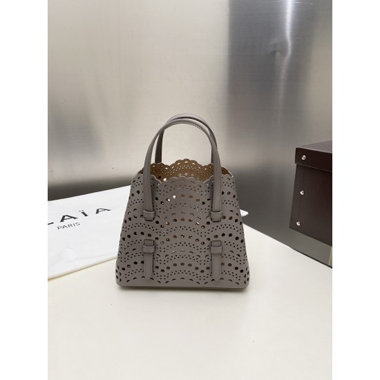 Alaia Bags Collection Top Quality
