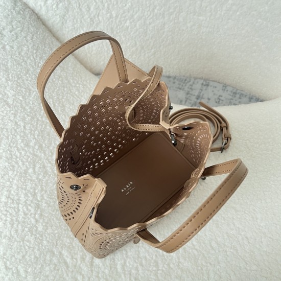 Alaia Bags Collection Top Quality
