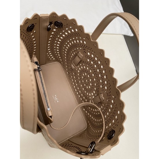 Alaia Bags Collection Top Quality
