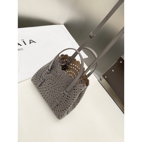 Alaia Bags Collection Top Quality
