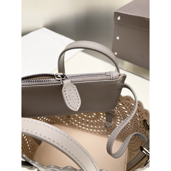 Alaia Bags Collection Top Quality
